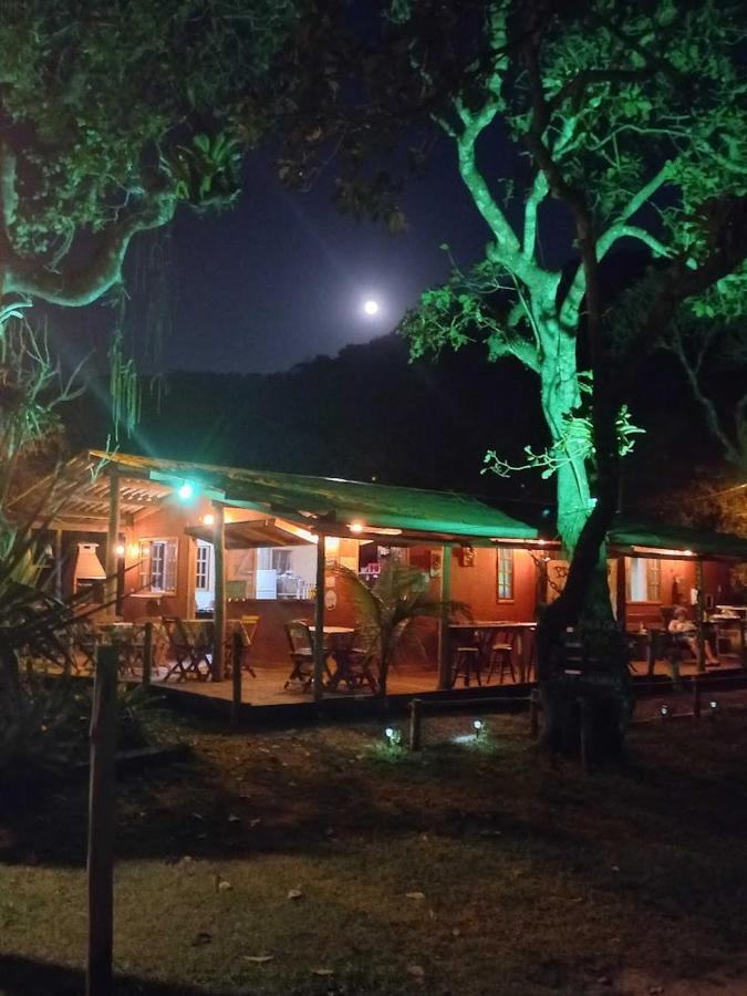 Piratas Cabanas Camping Bar Парати-Мирим Экстерьер фото