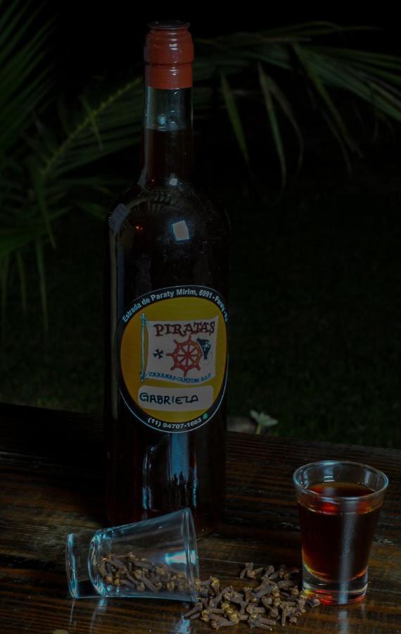 Piratas Cabanas Camping Bar Парати-Мирим Экстерьер фото